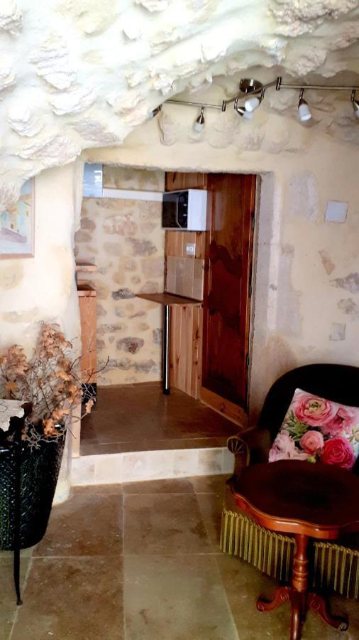 La Garde Adhemar, L'Escalier Medieval מראה חיצוני תמונה