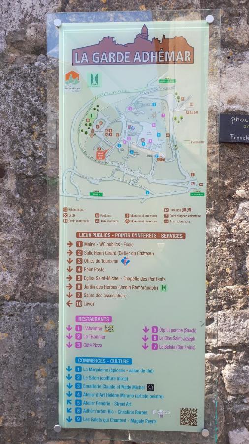 La Garde Adhemar, L'Escalier Medieval מראה חיצוני תמונה
